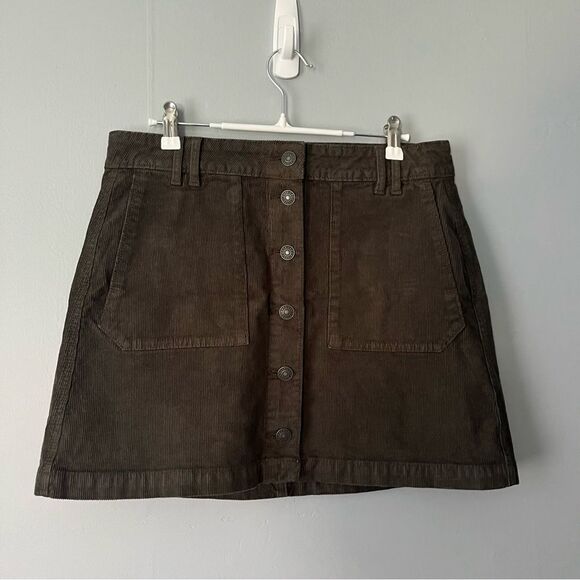 American Eagle Outfitters Dresses & Skirts - American Eagle Olive Green Corduroy A-Line High Waist Skirt Women's Size 8